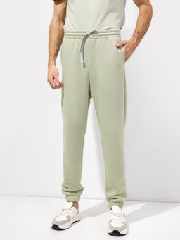 Утепленные мужские джоггеры в оттенке "пыльный зеленый" пыльный зеленый 181225