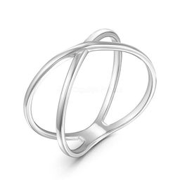 Кольцо из серебра родированное 10-0146