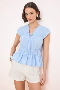 Ac?k Mavi Buzgu Detayl? Dokuma Bluz TWOSS26BZ00402