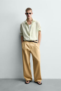 CAMISA FLUIDA RELAXED FIT ESTRUCTURA / Verde claro