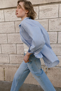 CAMISA OVERSIZE CON CAMISETA CINTUR?N / Azul / Blanco - Zara фото 3