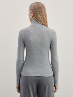 Джемпер с высоким воротником в риб / Zarina  фото 5