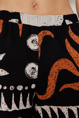 TRENDYOLMILLA Soyut Desenli Dokuma %100 Pamuklu Plaj Pantolon TBESS24PL00020 фото 4