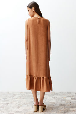 Kahverengi Duz Kesim Kolsuz Bisiklet Yaka Midi Aerobin Dokuma Elbise TWOSS24EL00519 - Trendyolmilla фото 6