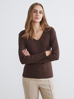 V Yaka Uzun Kollu Kad?n Ti??rt