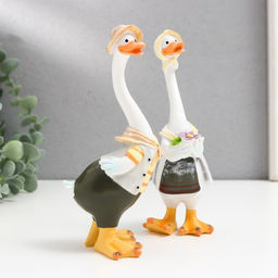 Набор фигурок полистоун «Гусь с гусыней», 2 шт., 16.5×7.5×6 см