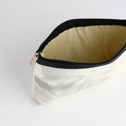 Косметичка на молнии плоская, с принтом Ромашки, белая - Simaland фото 3