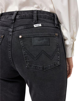 Джинсы женские