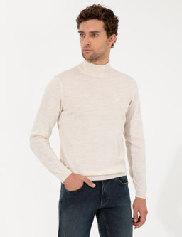 Бежевый базовый трикотажный свитер приталенного кроя в стиле Fisherman - Cacharel фото 2