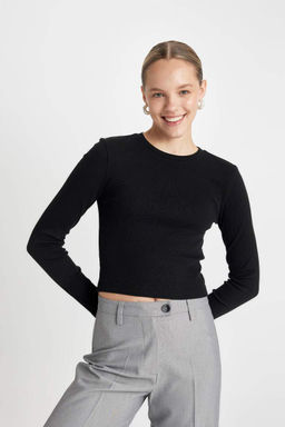 Базовая футболка с длинными рукавами и приталенным вырезом в рубчик на бретельках - Defacto фото 3