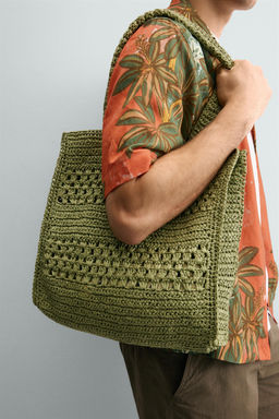 BOLSO SHOPPER TRENZADO / Verde