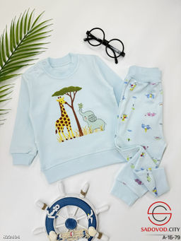 Костюм для детей с рисунком