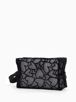 Косметичка дор Сердца 21*9,5*13, отд на молнии, черный