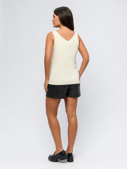 УЦЕНКА. Топ ванильного цвета с V-образным вырезом - 1001dress фото 3