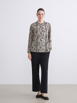 Bisiklet Yaka ?i?ekli Bluz