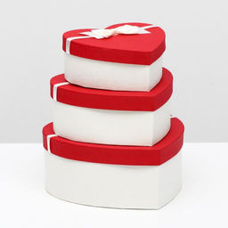 Набор подарочных коробок сердце 3 в 1, Белый - алый, 21?19?9 - 15.5?14?6 см