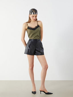 V Yaka Dantel Detayl? Ask?l? Modal Kar???ml? Bluz