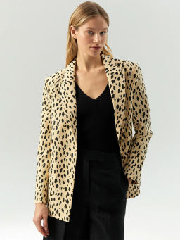 ЕМКА / Однобортный жакет с анималистичным принтом - Emka фото 4