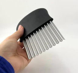 Нож для фигурной нарезки овощей и фруктов