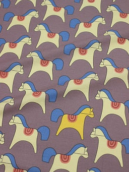 Сатин Деревянная лошадка цв.лилово-коричневый, ш.2.35м, хлопок-100%, 110гр/м.кв