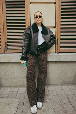 Kahverengi Oversize Kal?p Pelus Detayl? Biker Ceket Mont TWOAW25MO00032 - Trendyolmilla фото 2