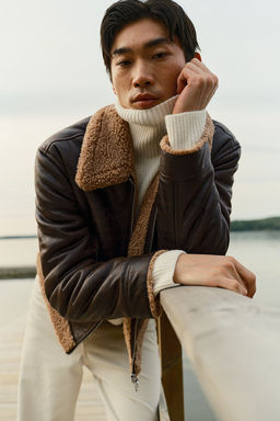 Cazadora con ribete de borreguito Regular Fit - H&m фото 2