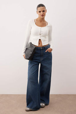 Beyaz Ikili Bluz/H?rka Fitted/Vucuda Oturan Orme Bluz TWOAW26BZ00309