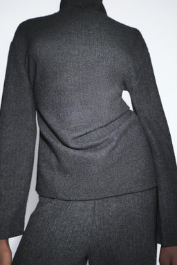 SOFT PLEATED TOP - Zara фото 2