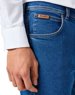 Джинсы мужские