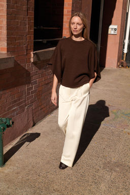 KNIT WIDE SLEEVE JUMPER