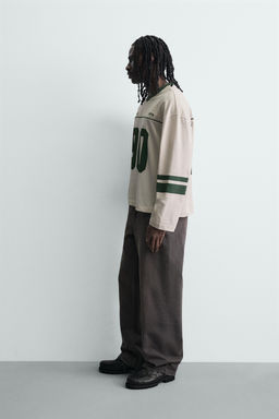 CAMISETA ESTAMPACI?N F?TBOL AMERICANO / Piedra - Zara фото 4