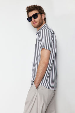 Gri Slim Fit Cizgili Gomlek K?sa Kollu TMNSS24GO00038 - Trendyolmilla фото 4