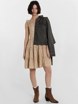 Платье женское бежевое с цветочным принтом