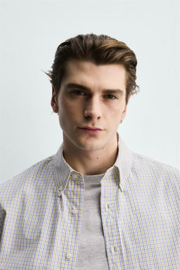 CAMISA REGULAR FIT ALGOD?N / Amarillo oscuro - Zara фото 5