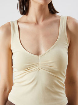 V Yaka B?zg?l? Kad?n Atlet