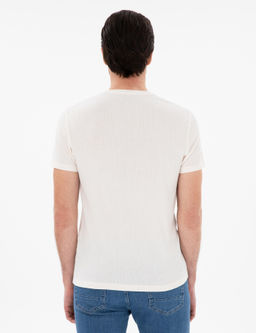 Белая стройная мата - Cacharel фото 5