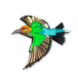 Брошь Королева красоты