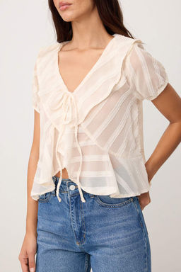 Krem F?rf?rl? Onu Baglama Detayl? Transparan Dokuma Bluz TWOSS26BZ00611 - Trendyolmilla фото 3