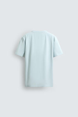 CAMISETA SLIM FIT B?SICA /01 / Celeste claro