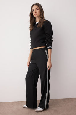 Siyah Yan? Serit Detayl? Beli Lastikli Wide Leg/Genis Paca Kumas Pantolon TWOAW26PL00054