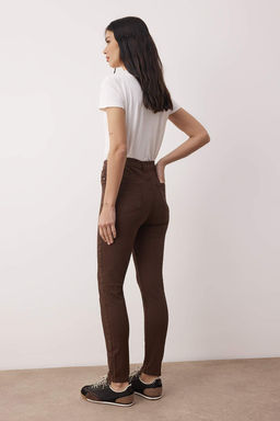 TRENDYOLMILLA Lacivert Yuksek Bel Skinny Jeans TWOAW24JE00068  фото 16