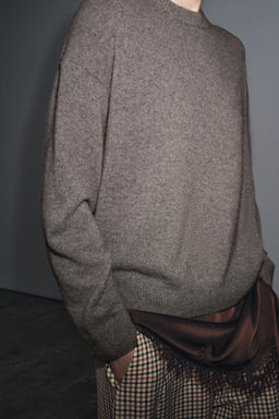 CASHMERE AND WOOL LONG SLEEVE SWEATER - Zara фото 4