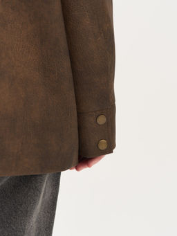 Пиджак из экокожи "Винтажный коричневый" женский