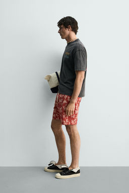 CAMISETA LAVADA ESTAMPADO SURF / Marr?n oscuro