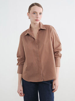 ?izgili Kad?n G?mlek