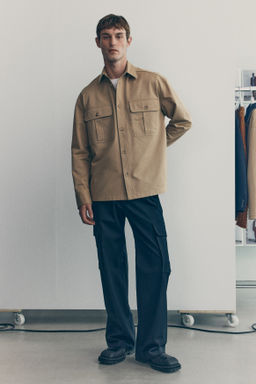 Sobrecamisa cargo en sarga de algod?n - H&m фото 6