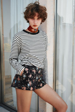 FLORAL JACQUARD MINI SHORTS - Zara фото 3