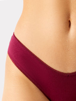 Цена за 2 штуки! Трусы женские бразилиана в бруснично-красном цвете брусника 412541 - Mark formelle фото 3