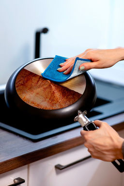 Набор губок-салфеток арт.9004-024 "Антижир" и "Скраб" из микрофибры 9х12см, 2шт Голубушка