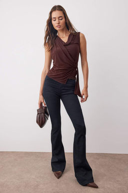 Kahverengi Drape Detayl? Degaje Yaka Uzun Kol Orme Bluz TWOAW26BZ00127